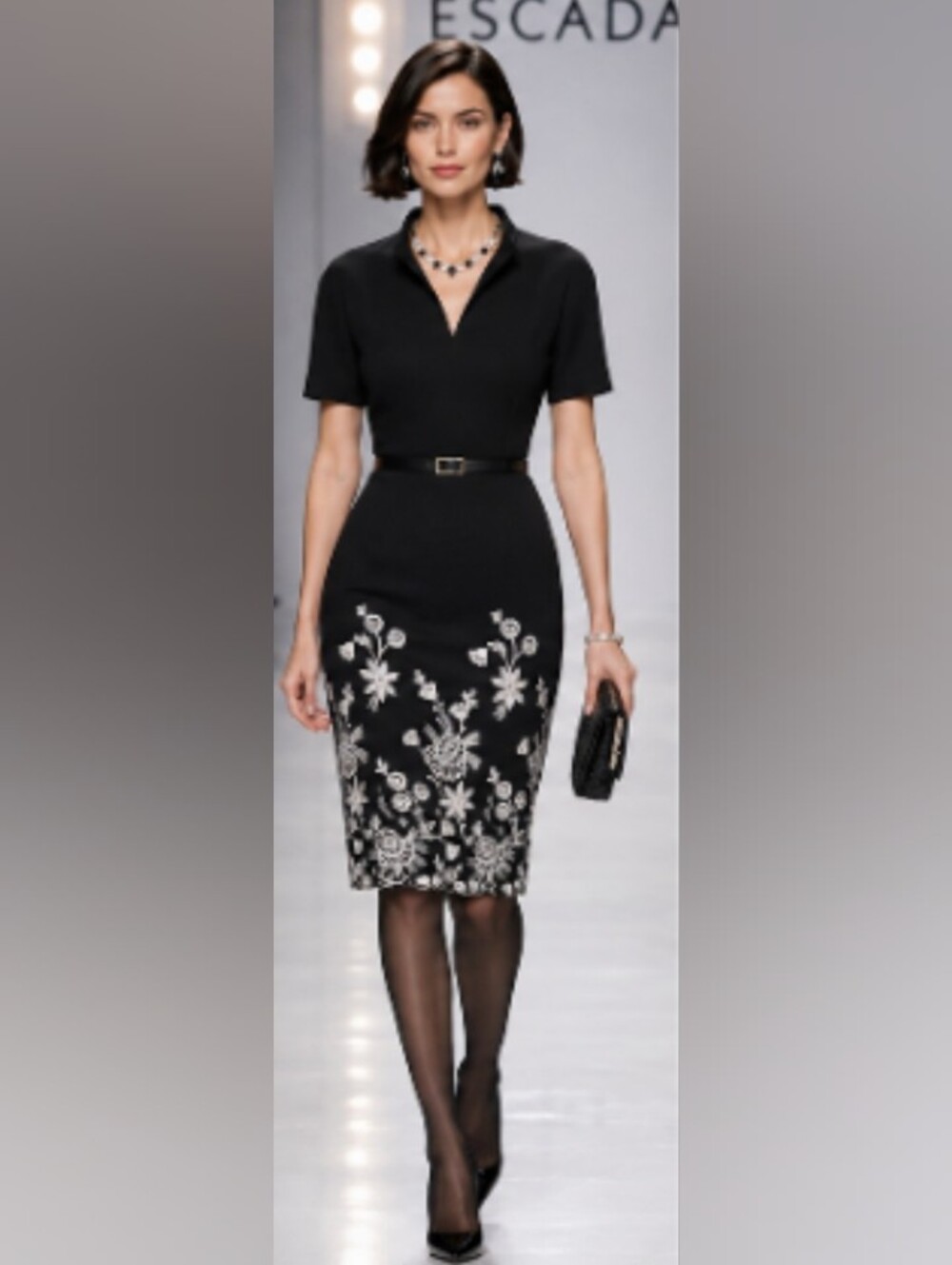 EXQUISITE ESCADA 38/8 BLACK WHITE EMBROIDERED S SLEEVES V-NECK KNEE LENGTH DRESS